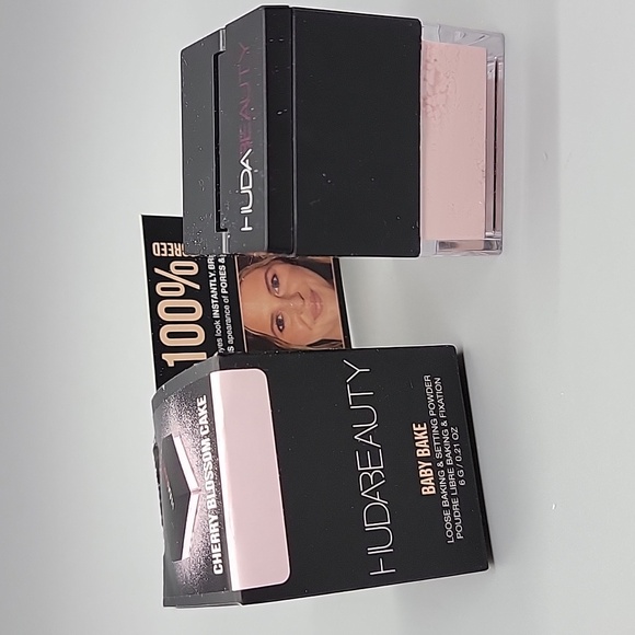Huda Beauty Baby Bake Loose Powder - Picture 2 of 11